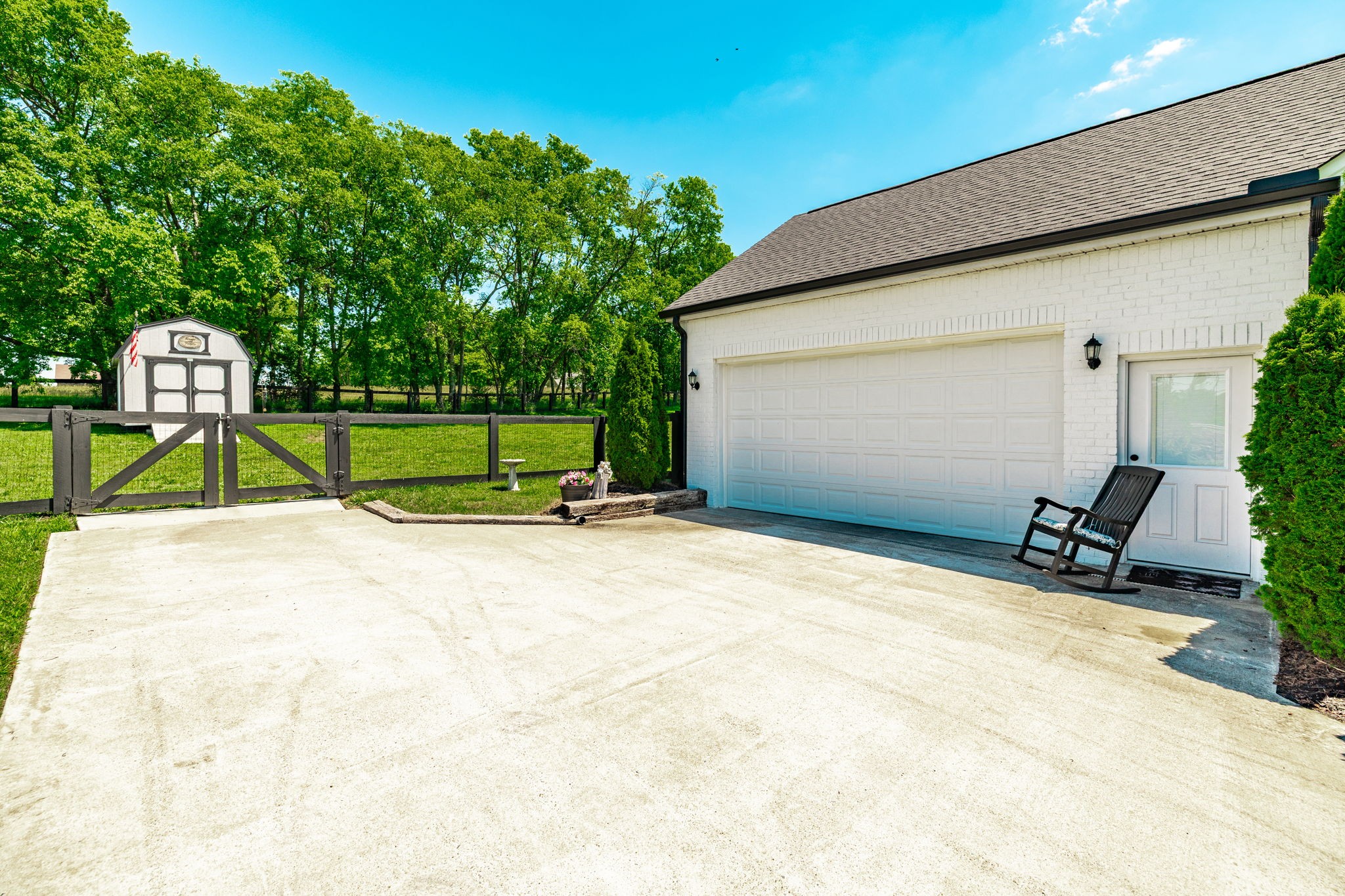 794 Brights Ln