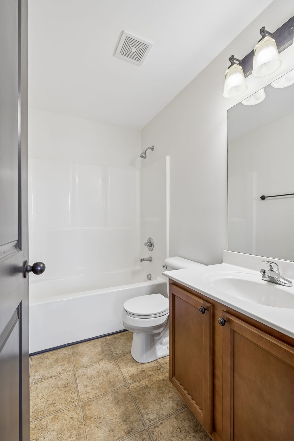 1812 Isabelle Ct
