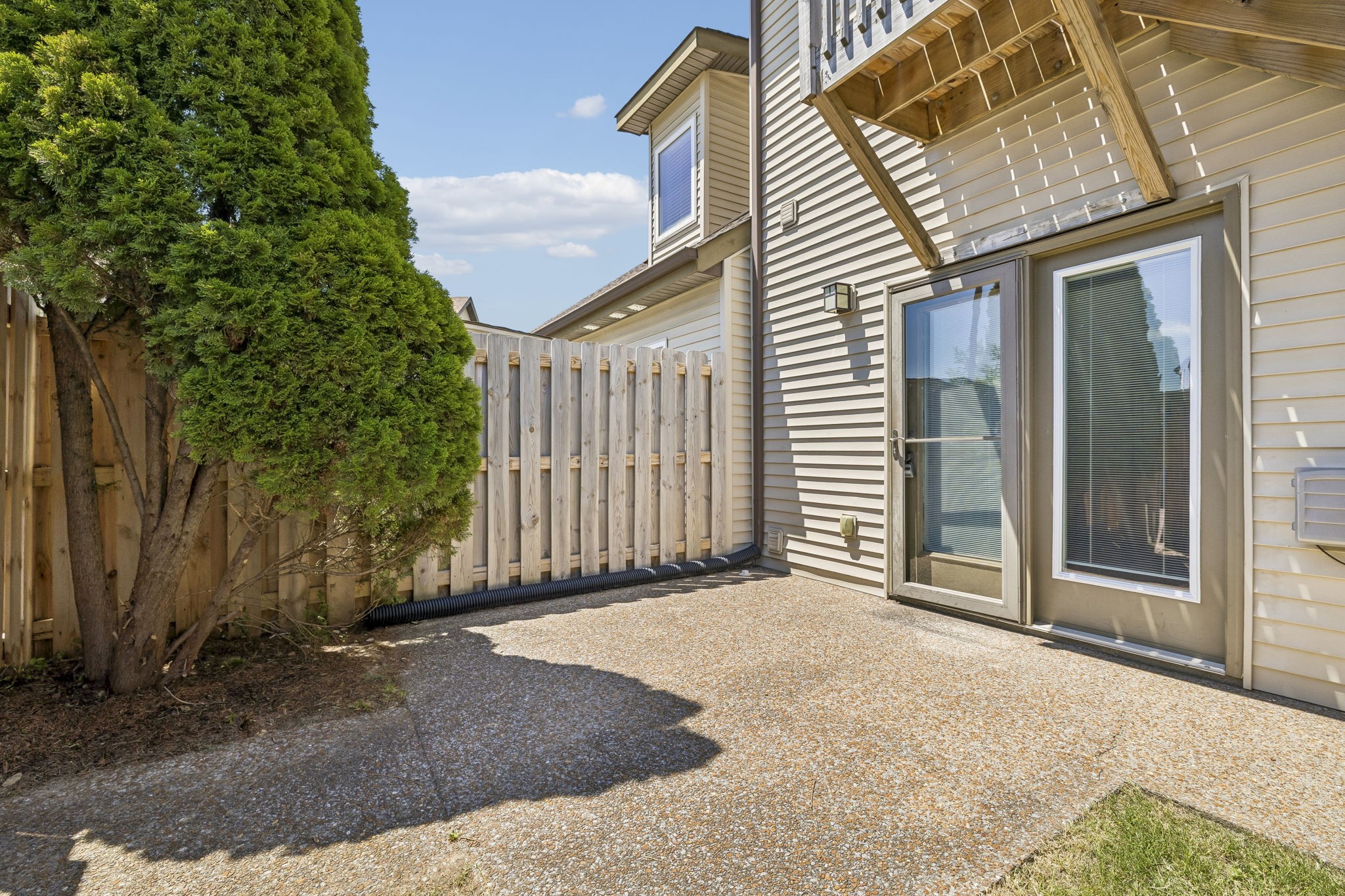 1812 Isabelle Ct