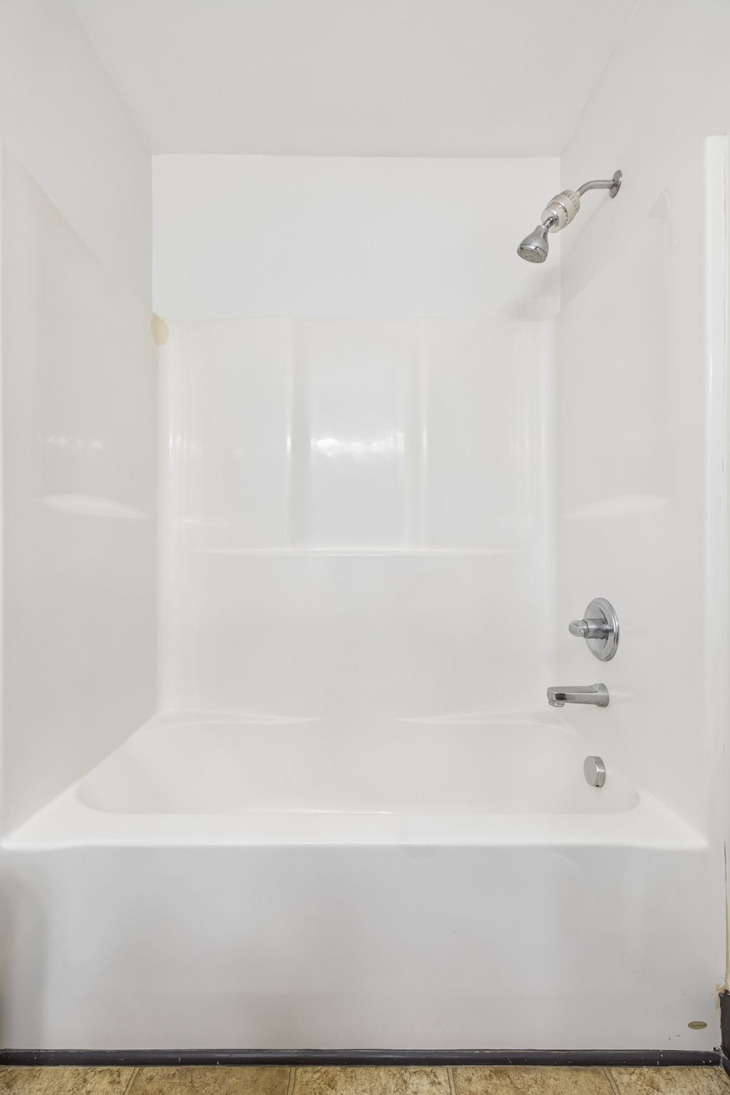 1812 Isabelle Ct