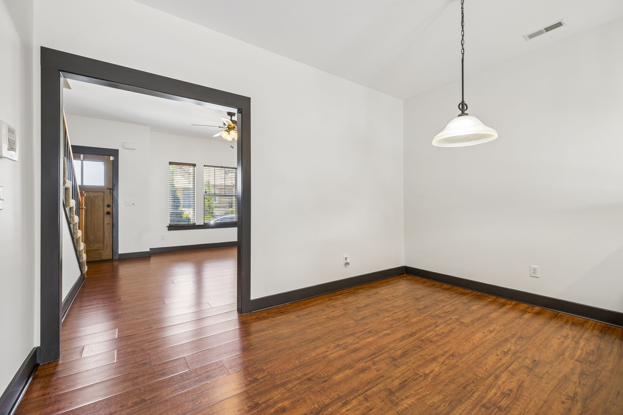 1812 Isabelle Ct