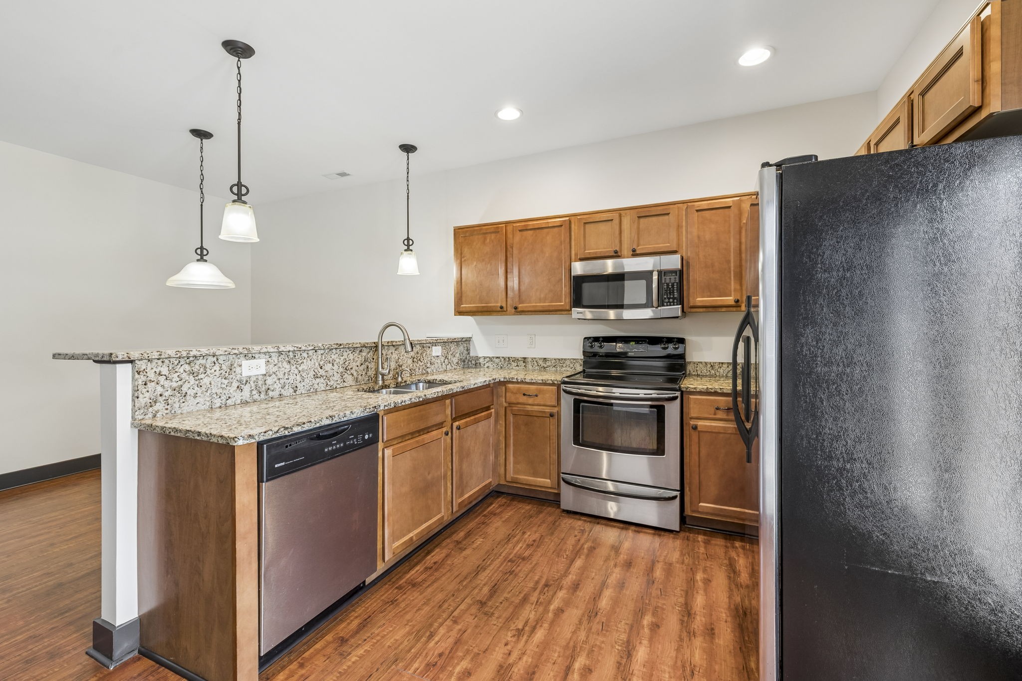 1812 Isabelle Ct