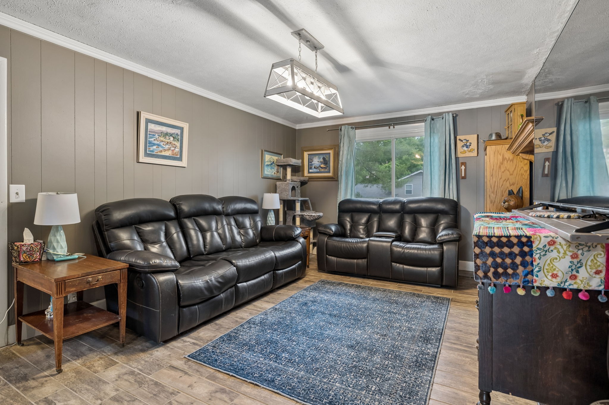 4916 Shadowlawn Dr