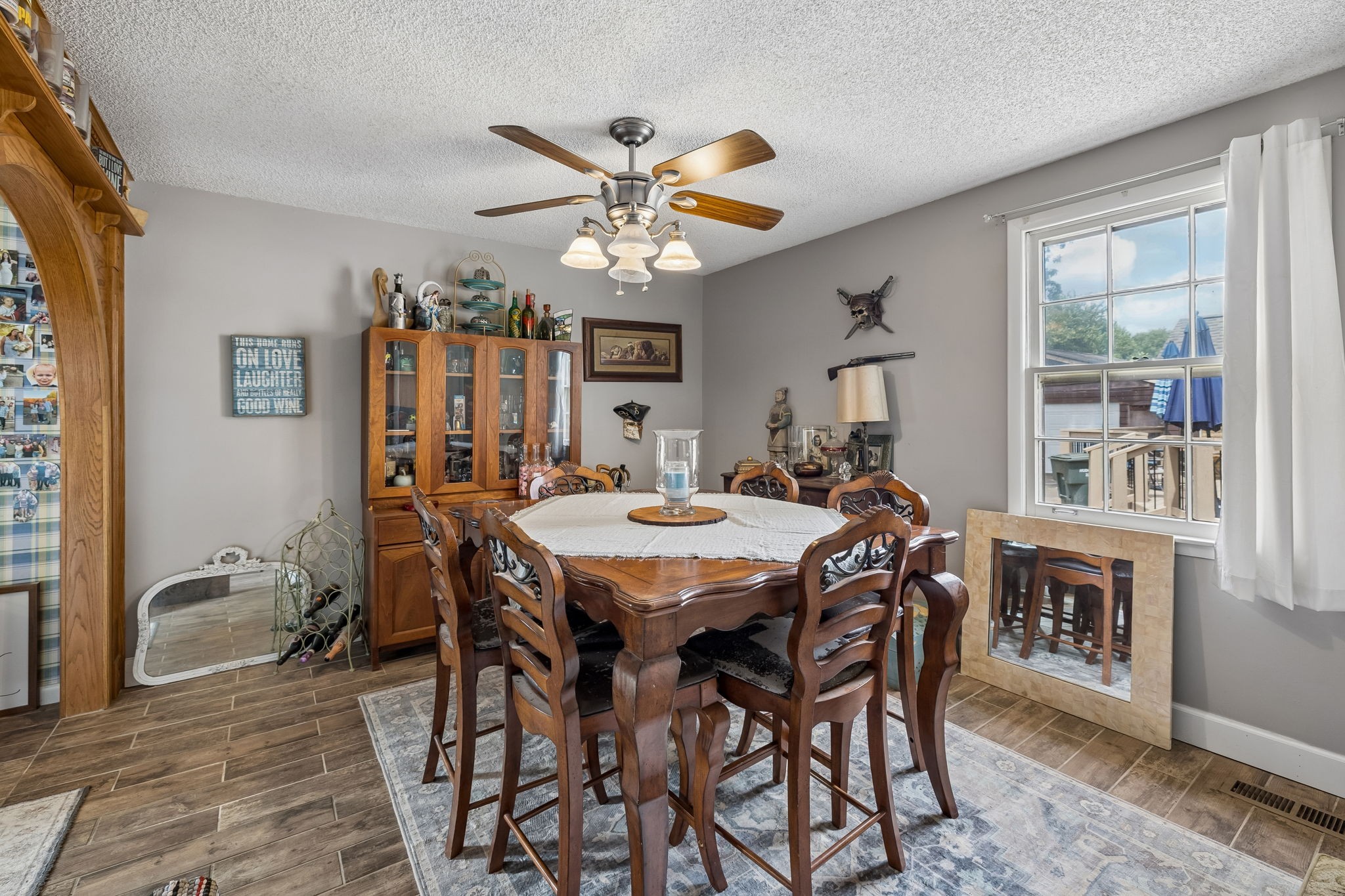 4916 Shadowlawn Dr