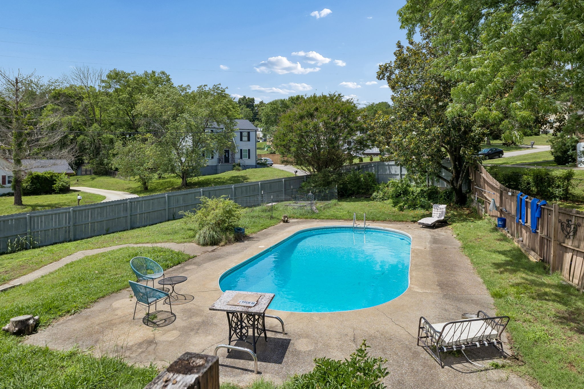 4916 Shadowlawn Dr