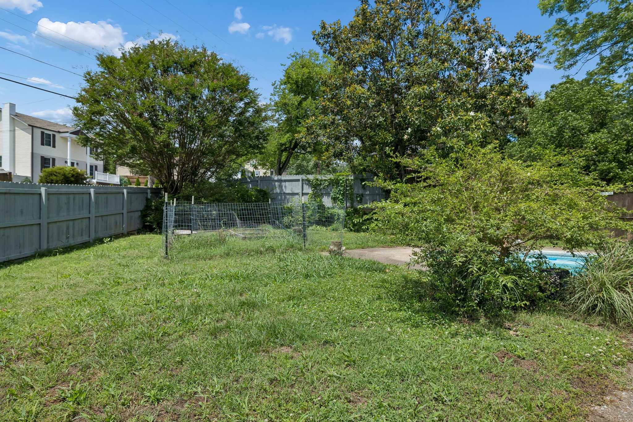 4916 Shadowlawn Dr