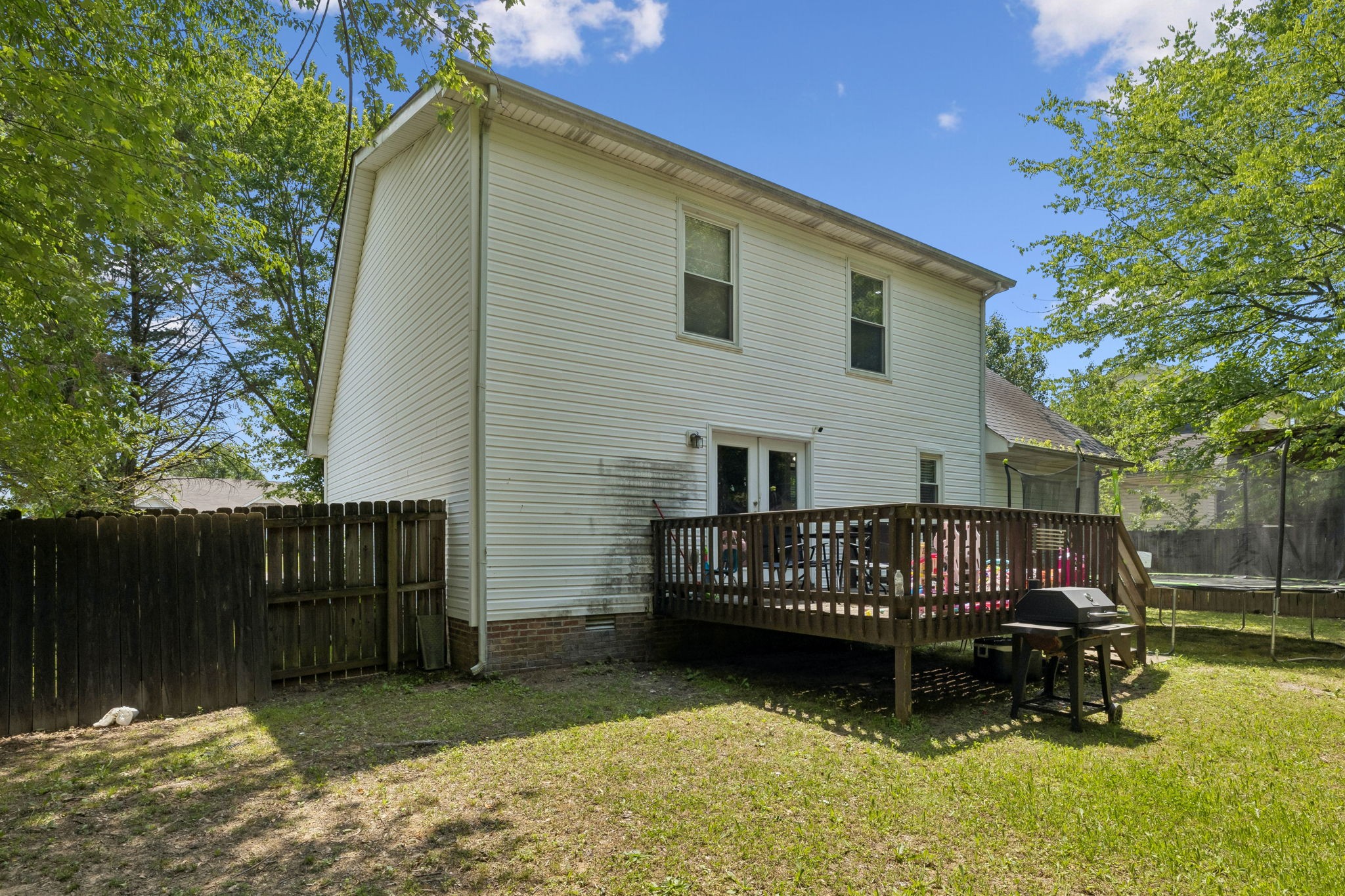 1036 Roedeer Dr