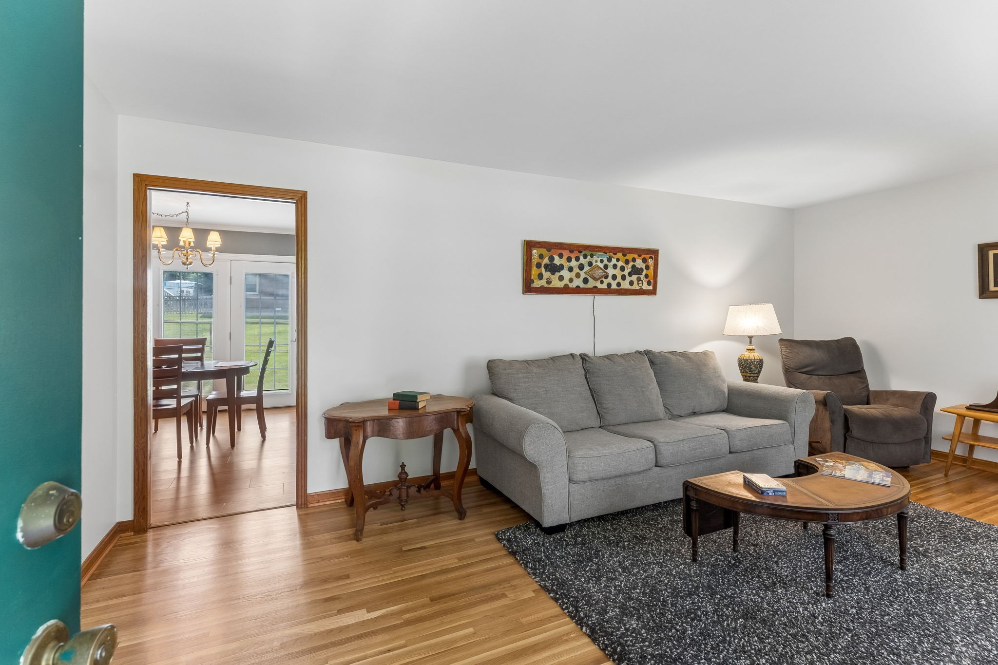 502 Hillview Dr