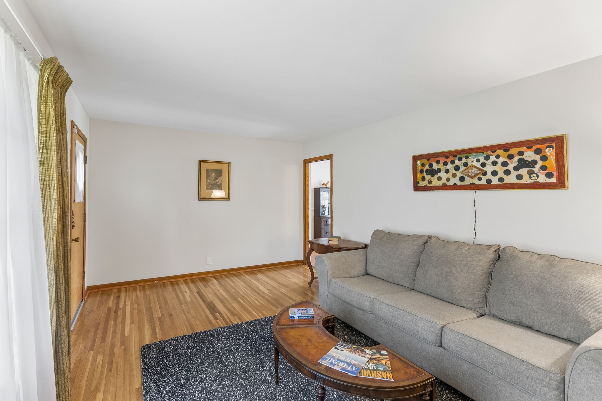 502 Hillview Dr