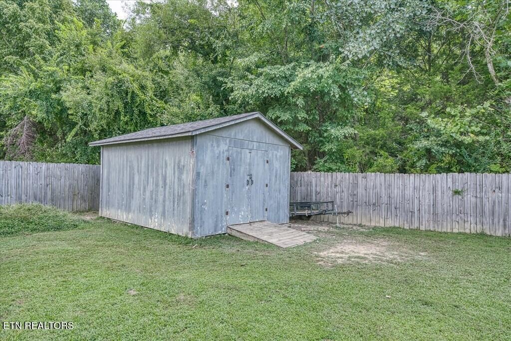 6775 Thomas Twin Oak Rd