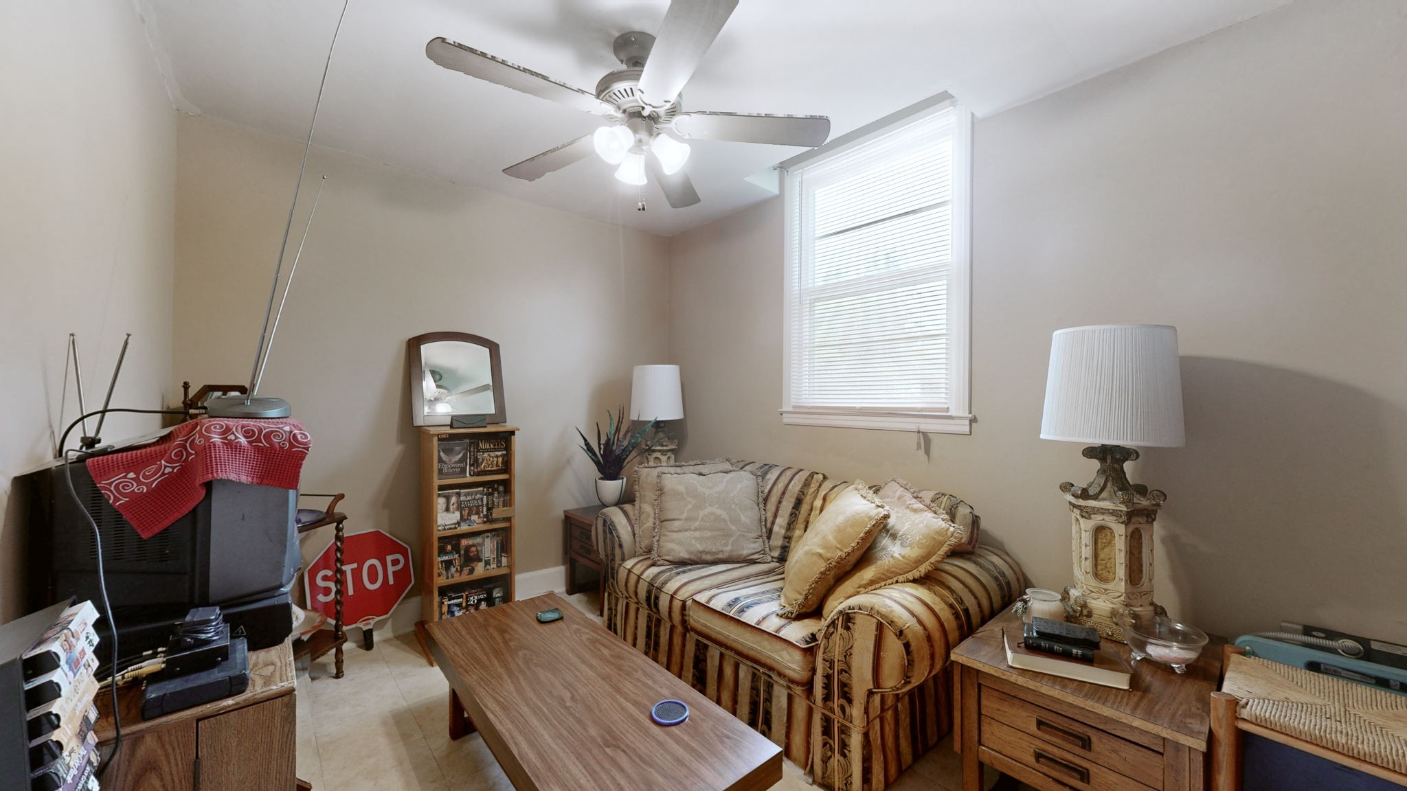 1223 Westchester Dr