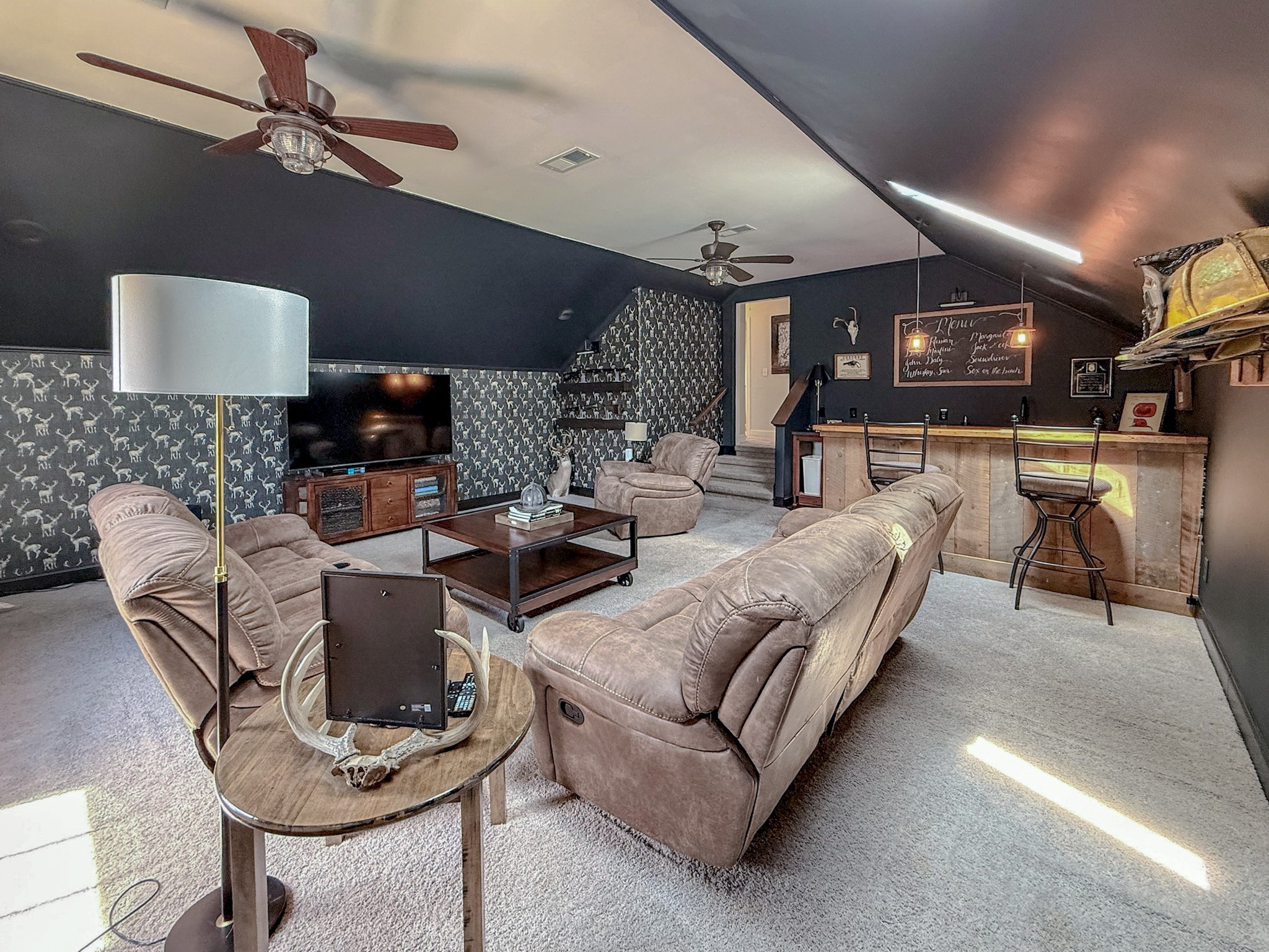 1027 Nealcrest Cir