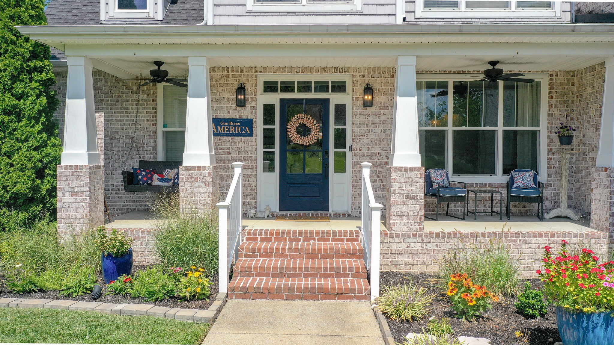 1027 Nealcrest Cir