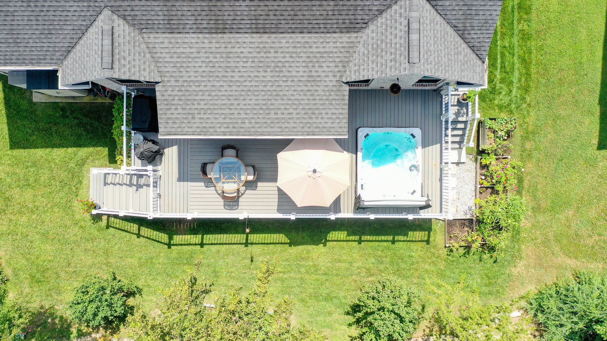 1027 Nealcrest Cir