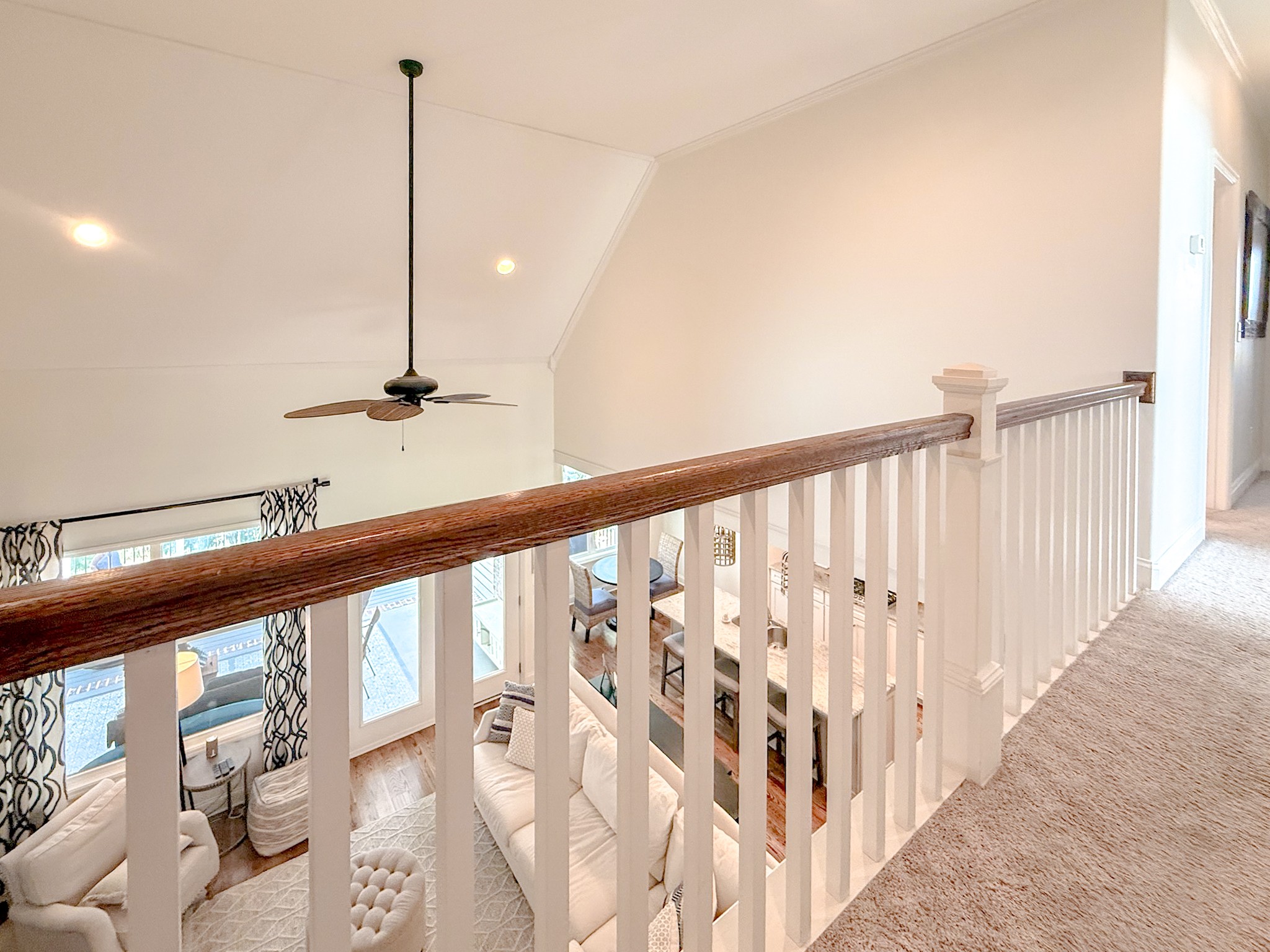 1027 Nealcrest Cir