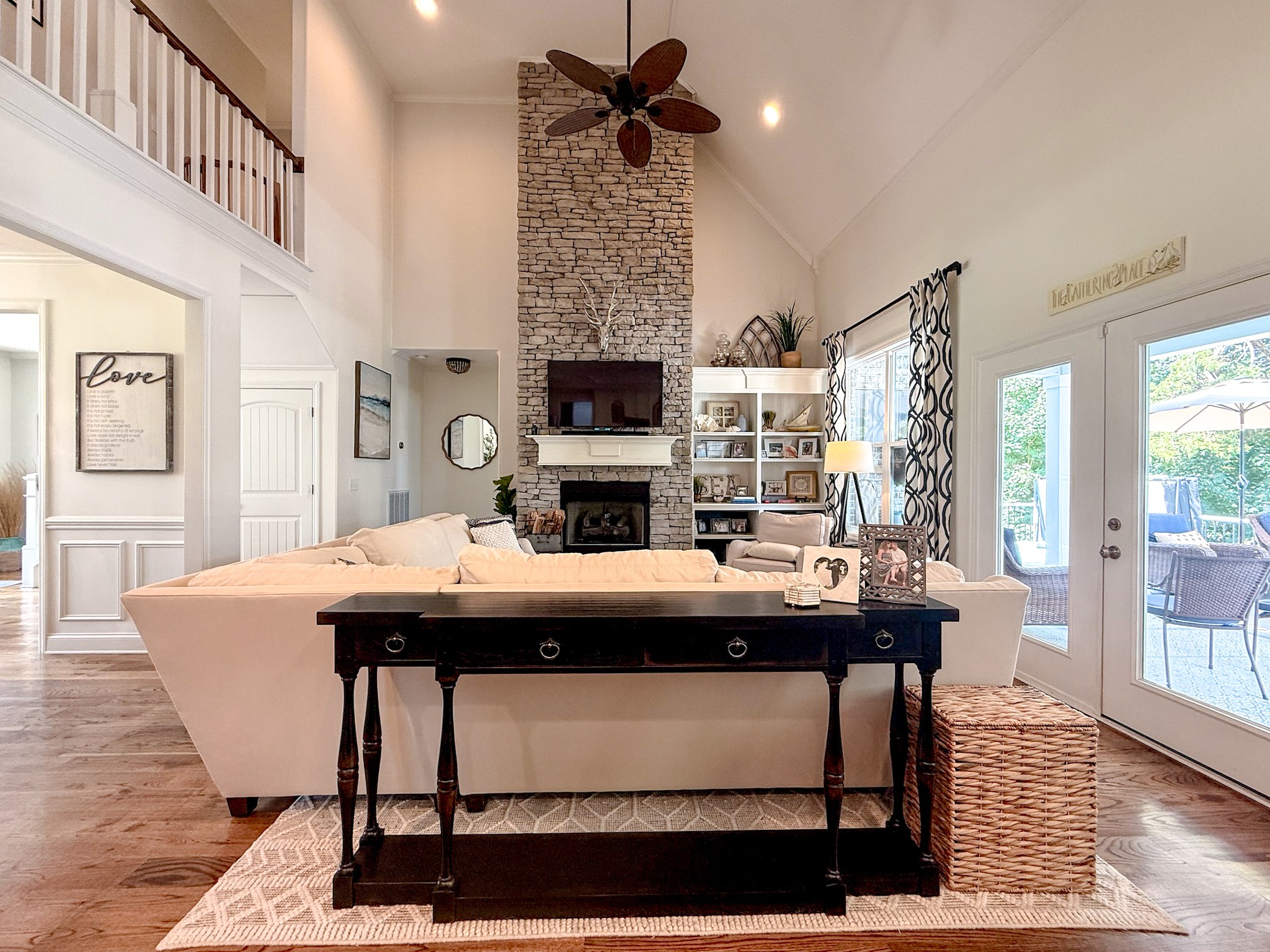 1027 Nealcrest Cir