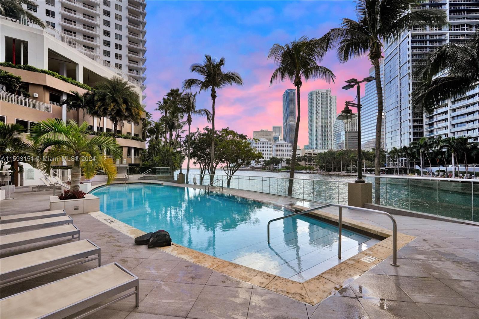 901 Brickell Key Blvd # 3204