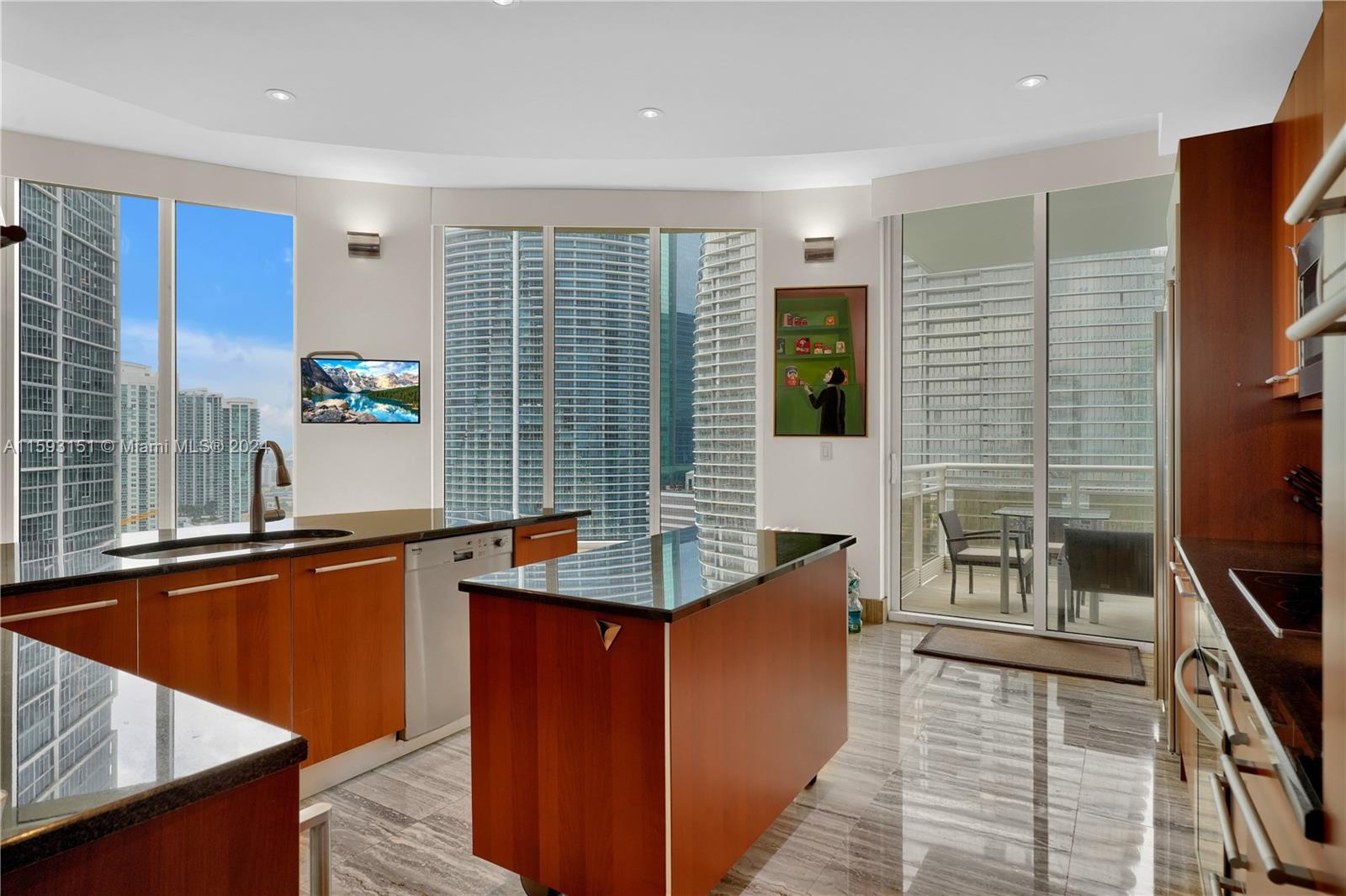 901 Brickell Key Blvd # 3204
