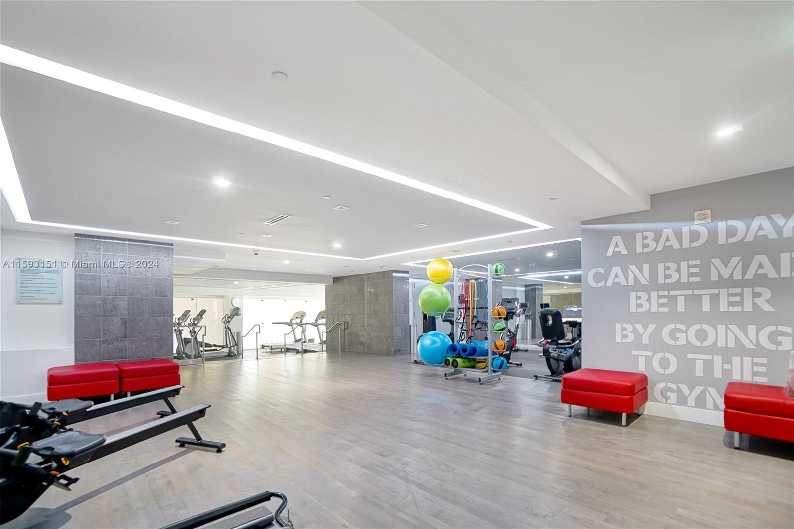 901 Brickell Key Blvd # 3204