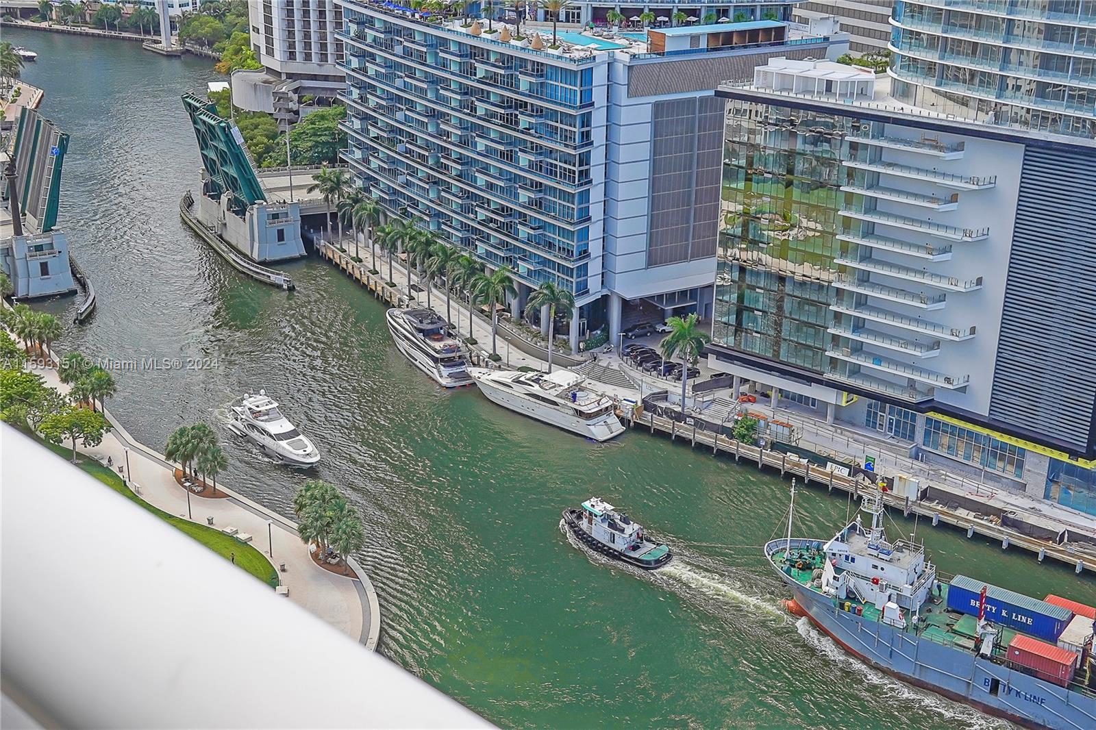 901 Brickell Key Blvd # 3204