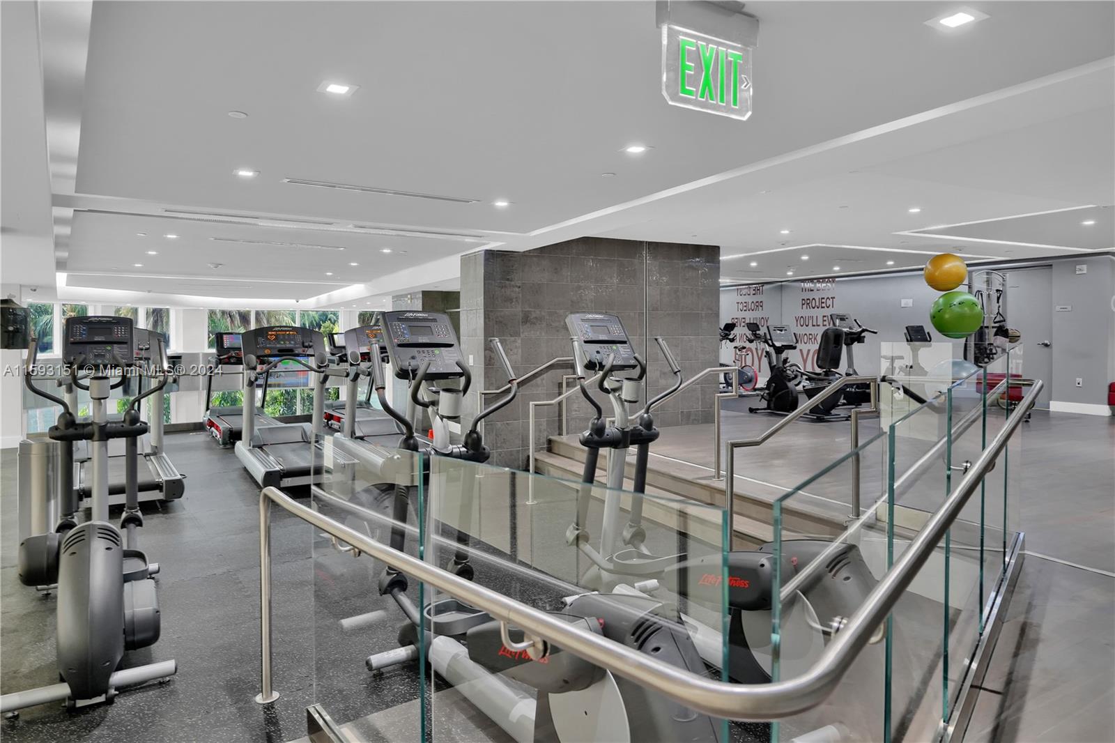 901 Brickell Key Blvd # 3204