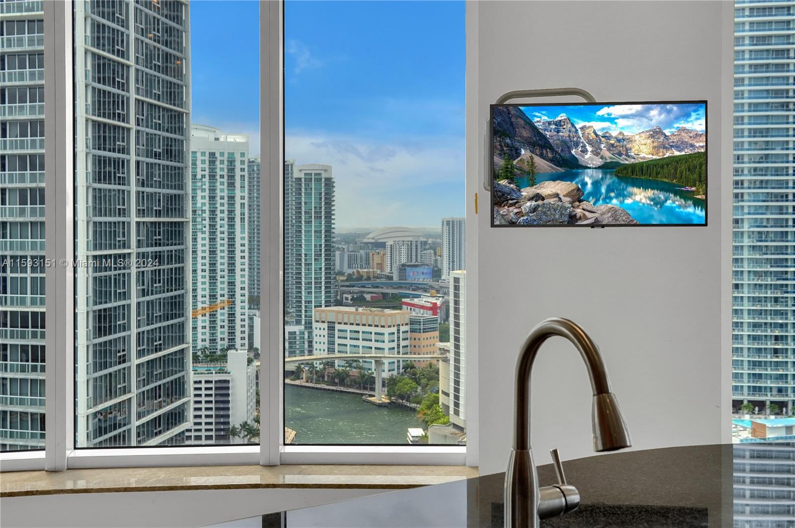 901 Brickell Key Blvd # 3204