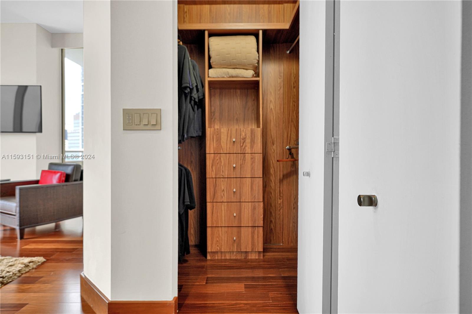 901 Brickell Key Blvd # 3204