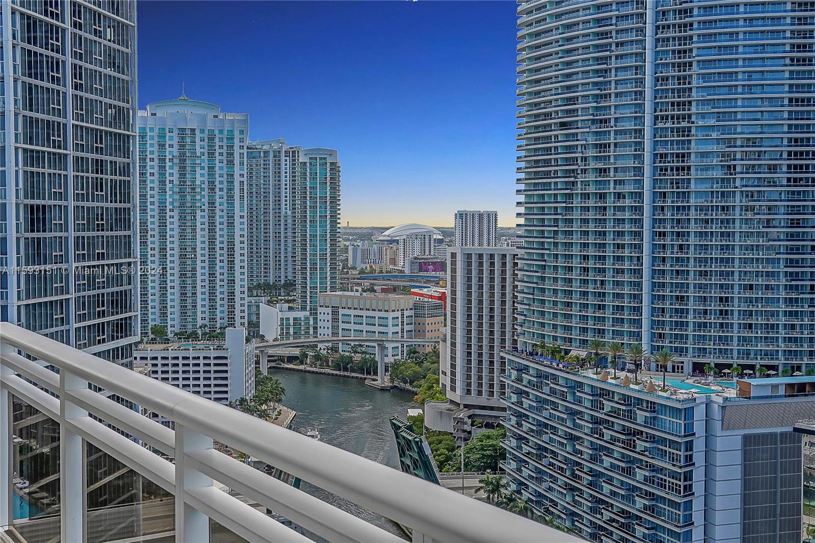 901 Brickell Key Blvd # 3204