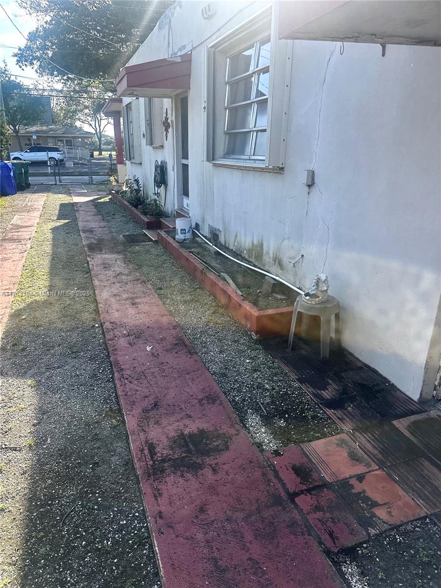 1912 NW 24th Ave