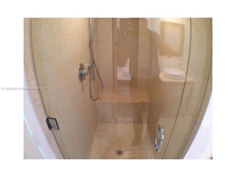 495 Brickell Ave # 3408