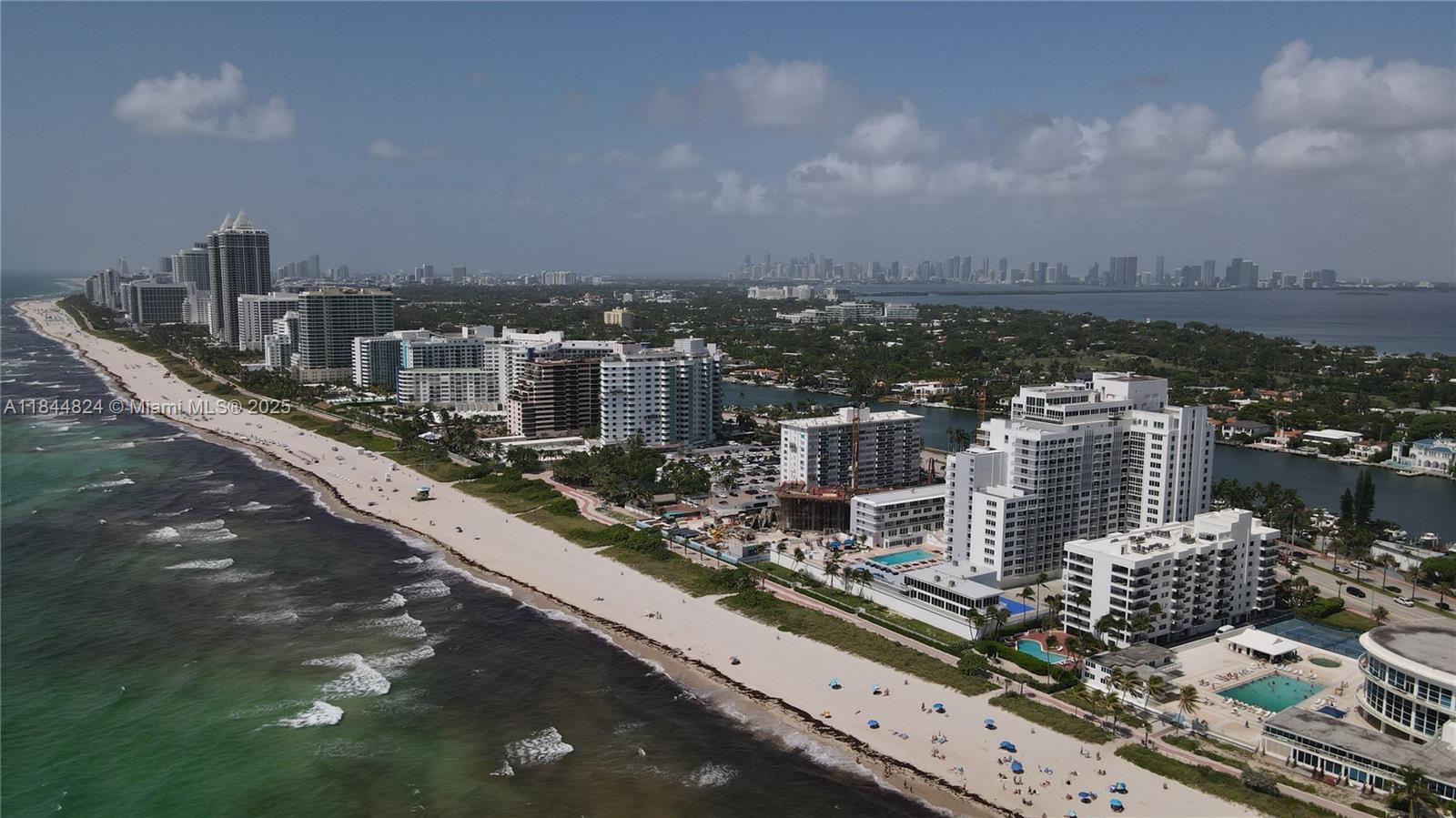 5401 Collins Ave # 334