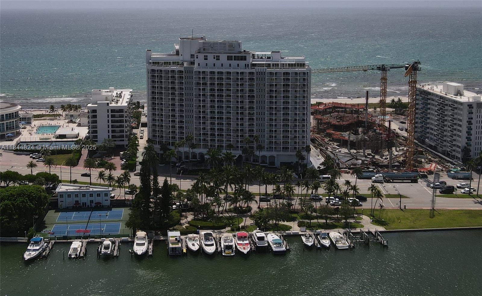 5401 Collins Ave # 334