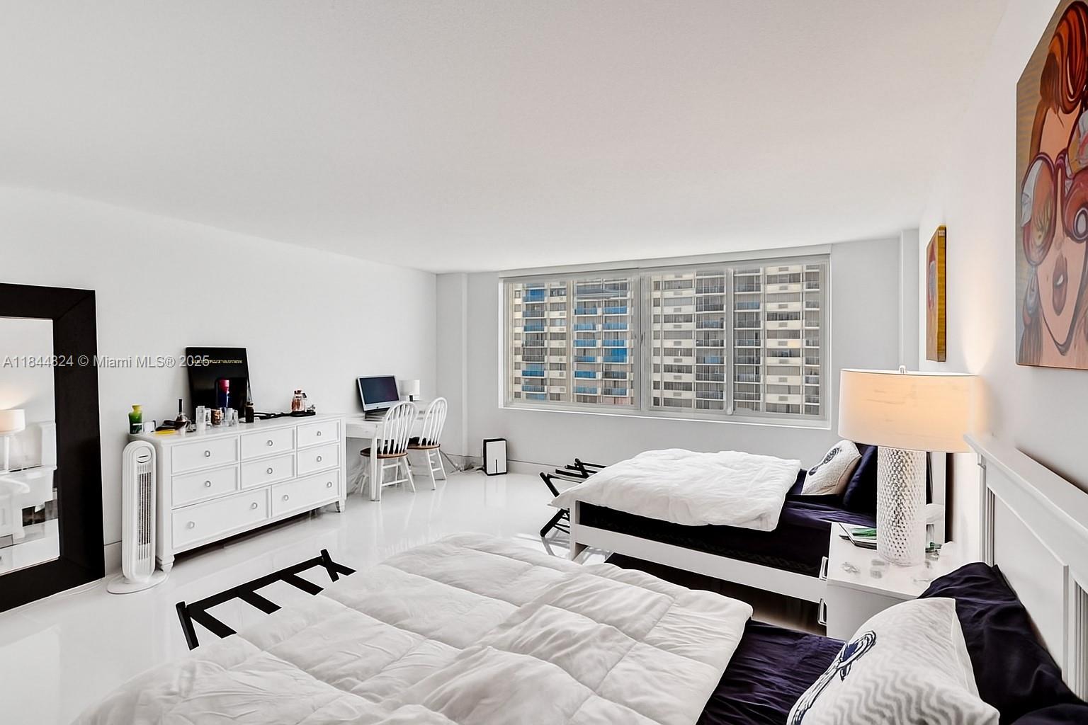 5401 Collins Ave # 334
