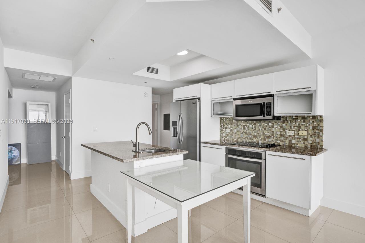 888 Biscayne Blvd # 2904