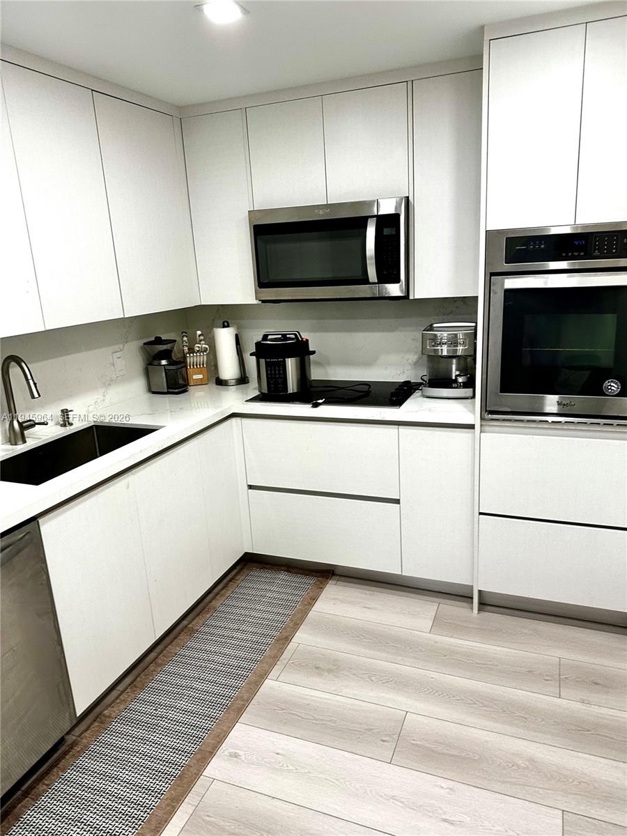 400 Kings Point Dr # 1517