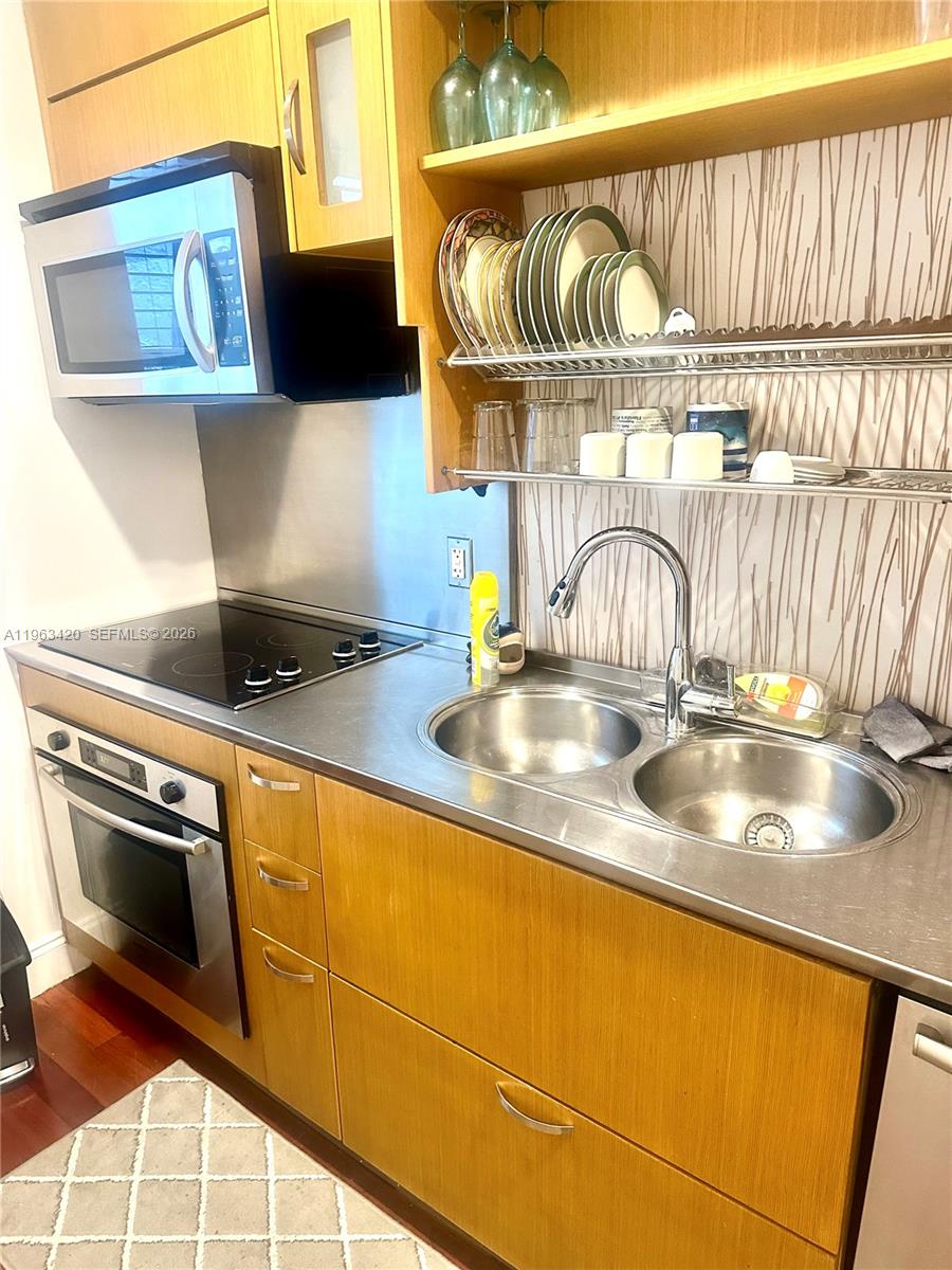 1340 Drexel Ave # 303