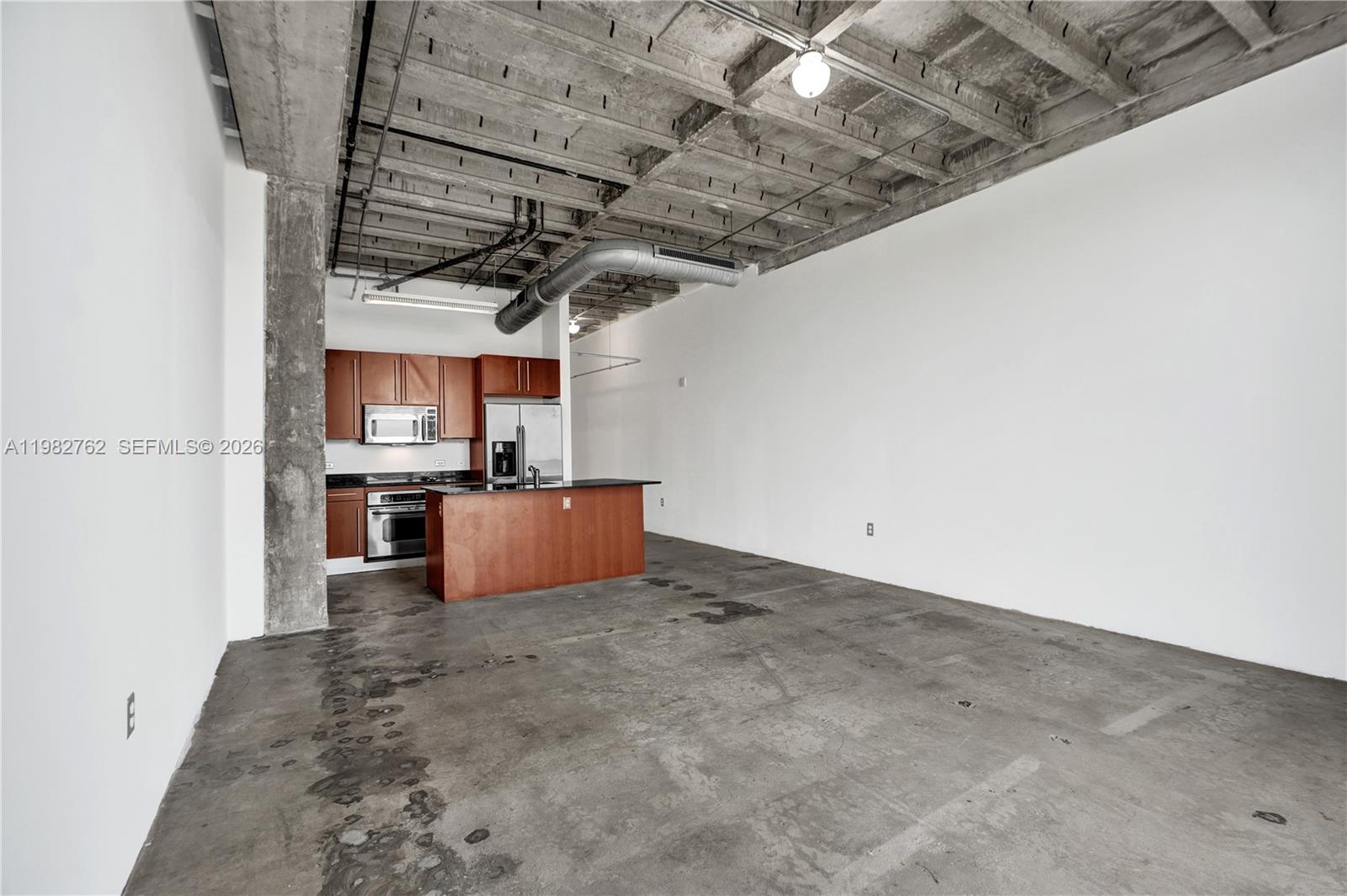 8101 Biscayne Blvd # 513 Unit: R-513