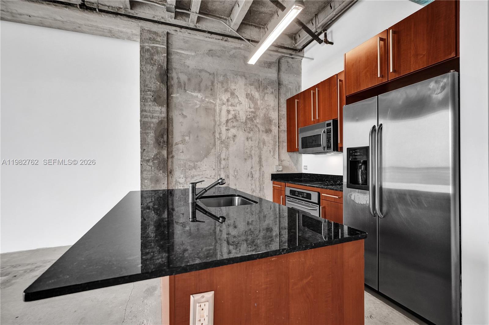 8101 Biscayne Blvd # 513 Unit: R-513