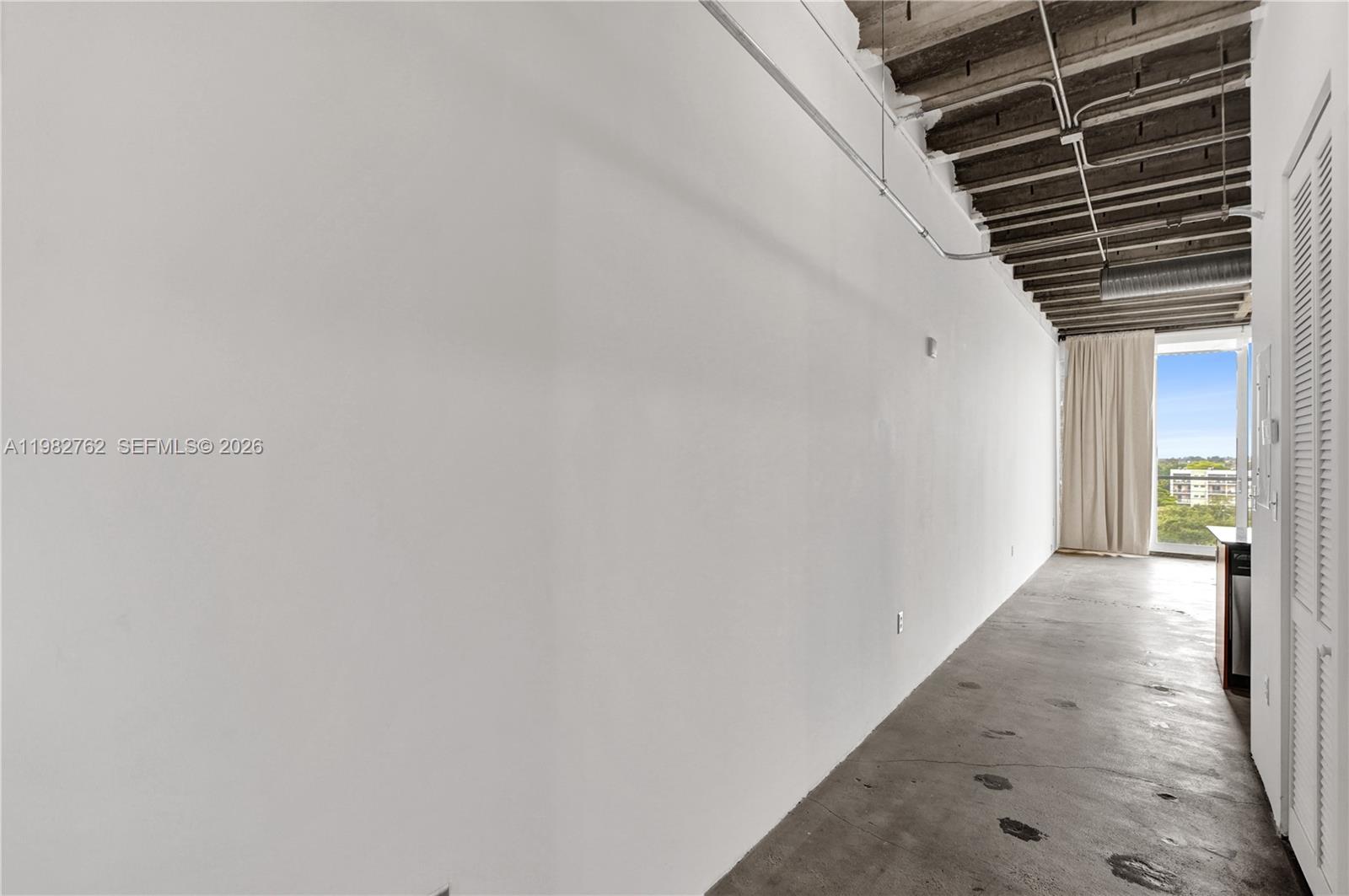 8101 Biscayne Blvd # 513 Unit: R-513