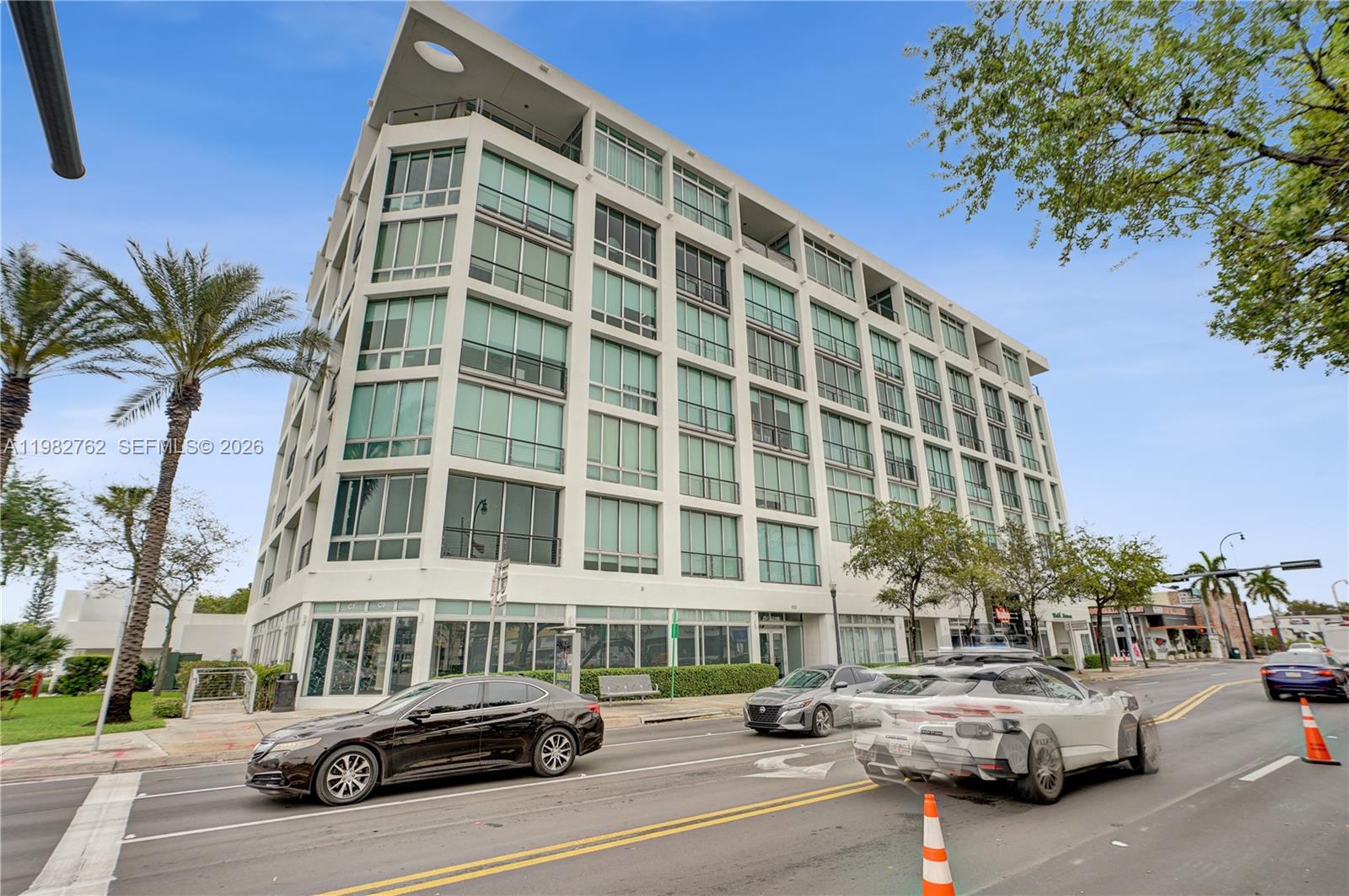 8101 Biscayne Blvd # 513 Unit: R-513