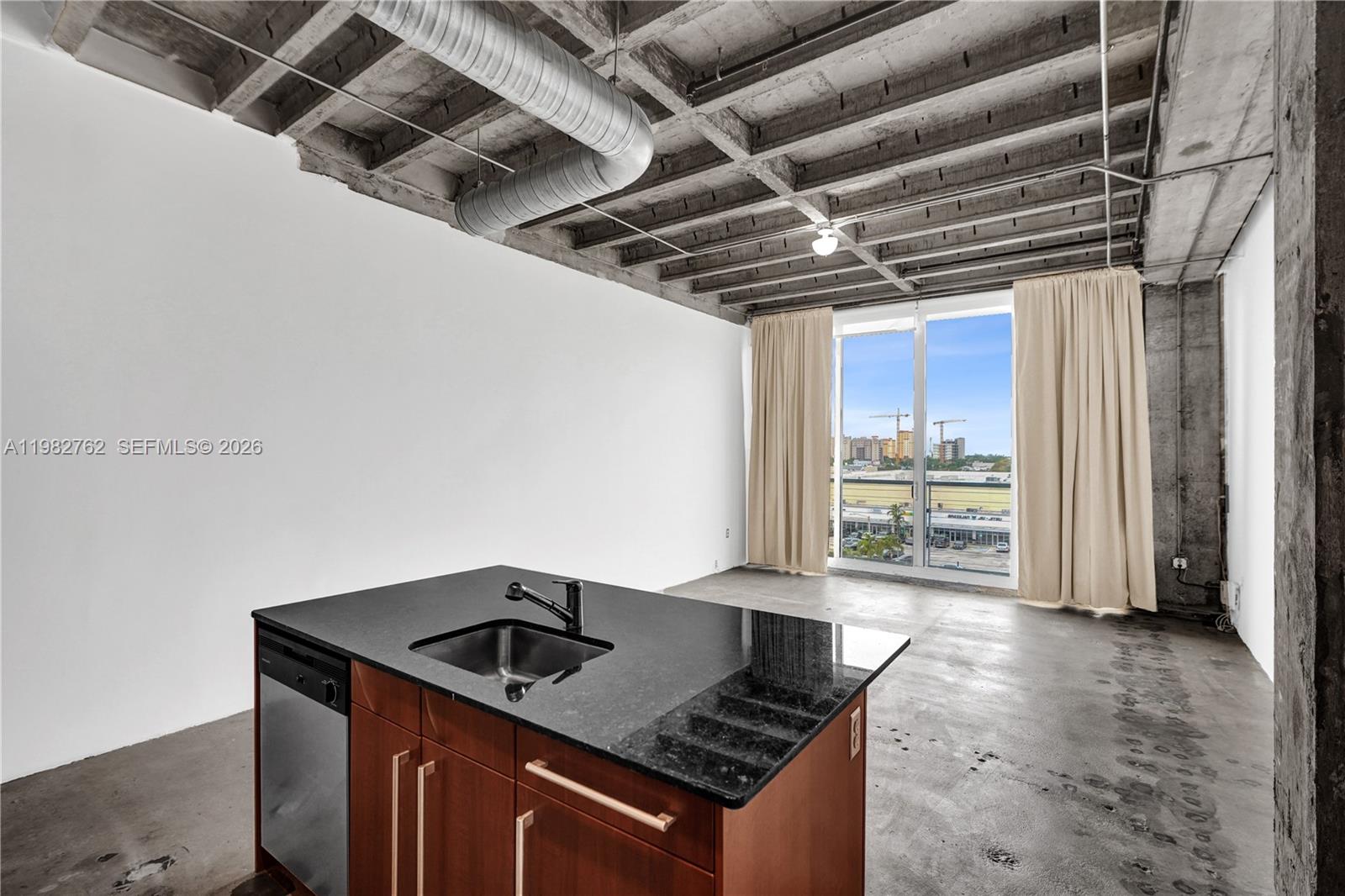 8101 Biscayne Blvd # 513 Unit: R-513