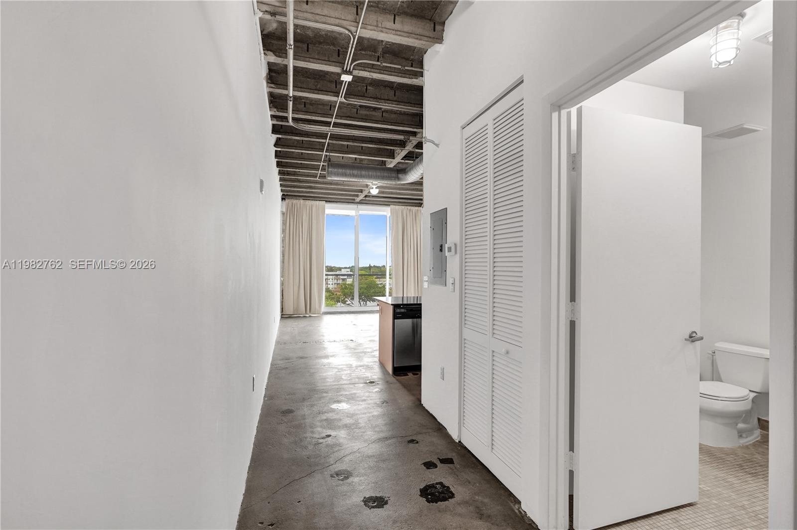 8101 Biscayne Blvd # 513 Unit: R-513