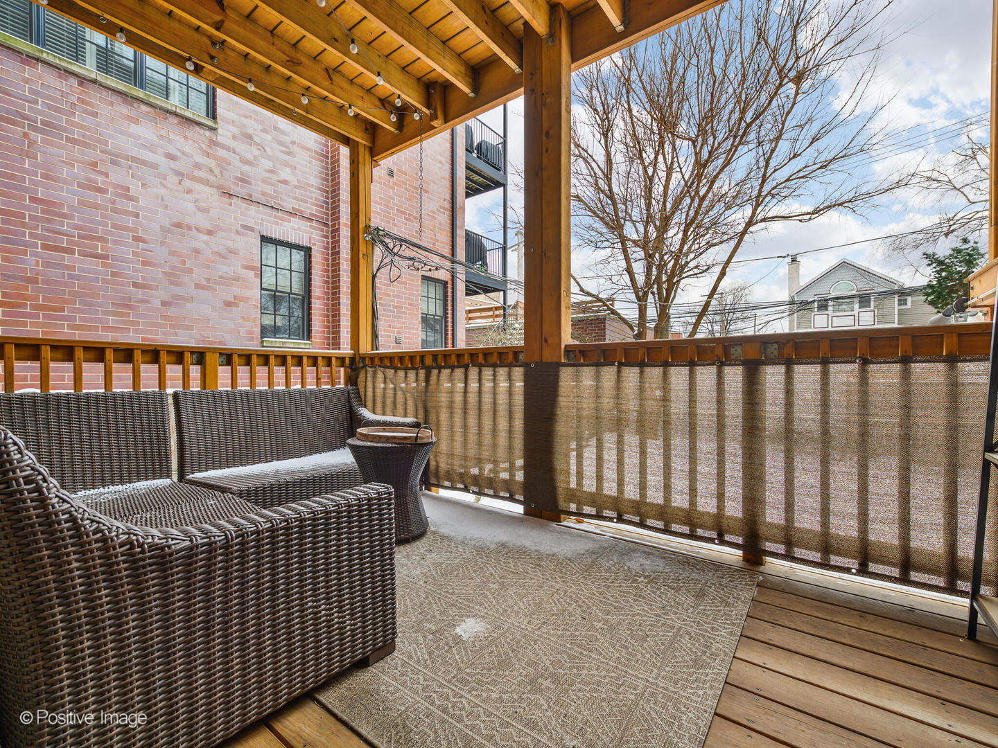 2450 N Racine Avenue Unit: 1