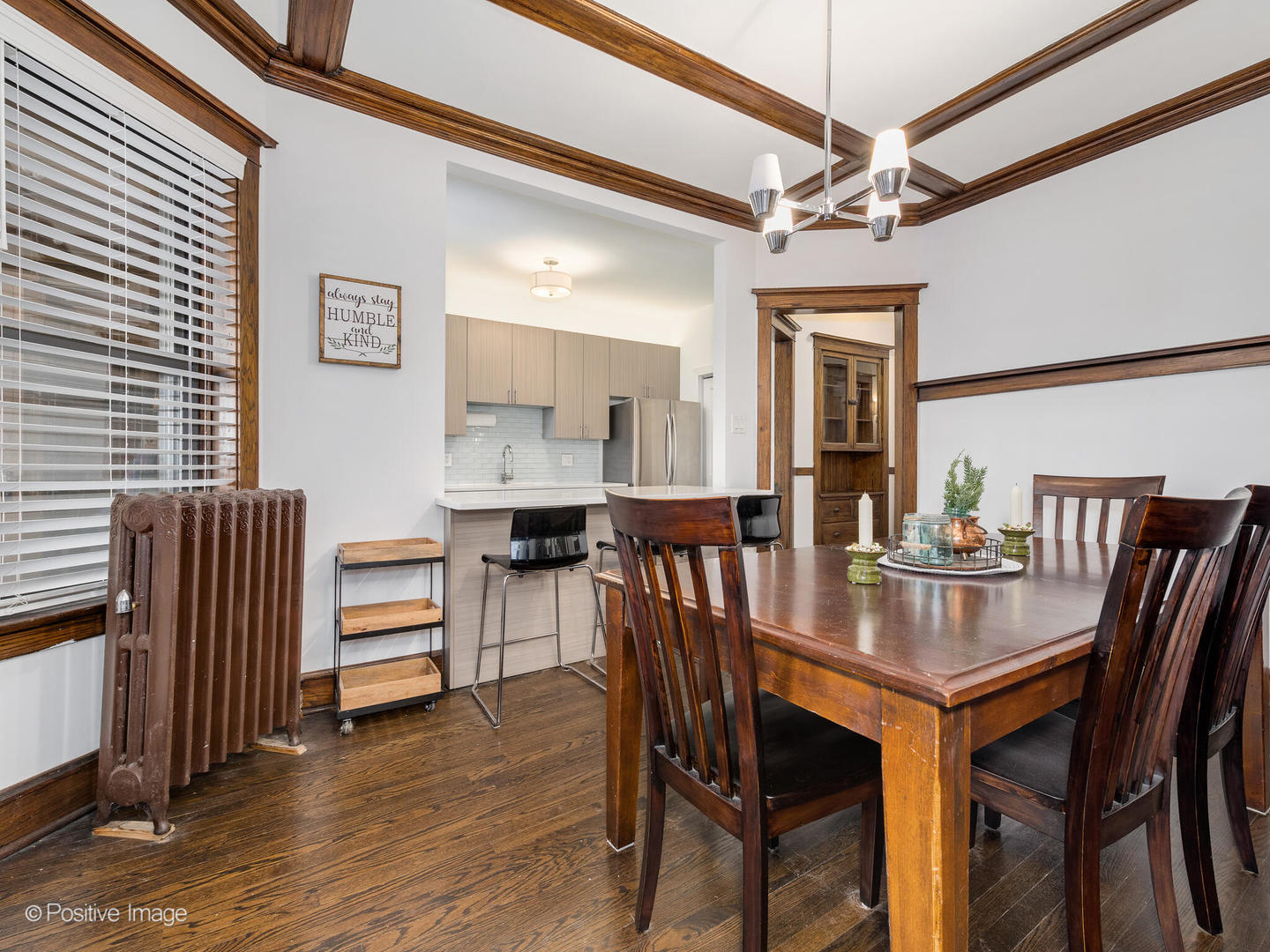 2450 N Racine Avenue Unit: 1