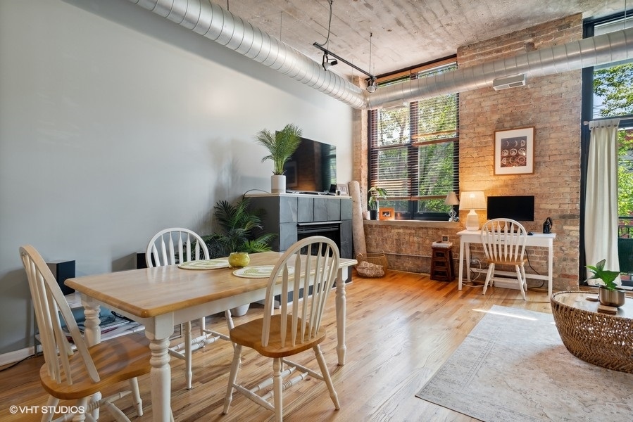 215 N Aberdeen Street Unit: A-307