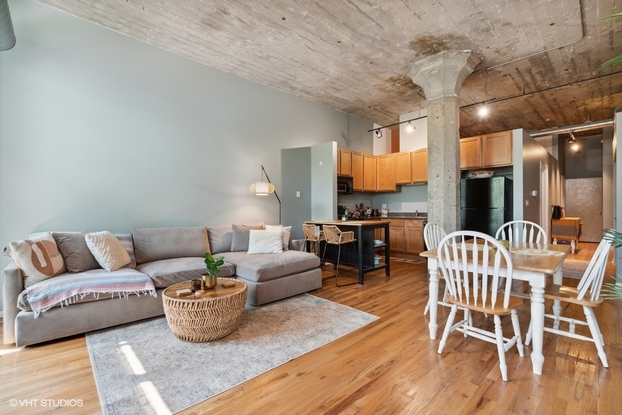 215 N Aberdeen Street Unit: A-307