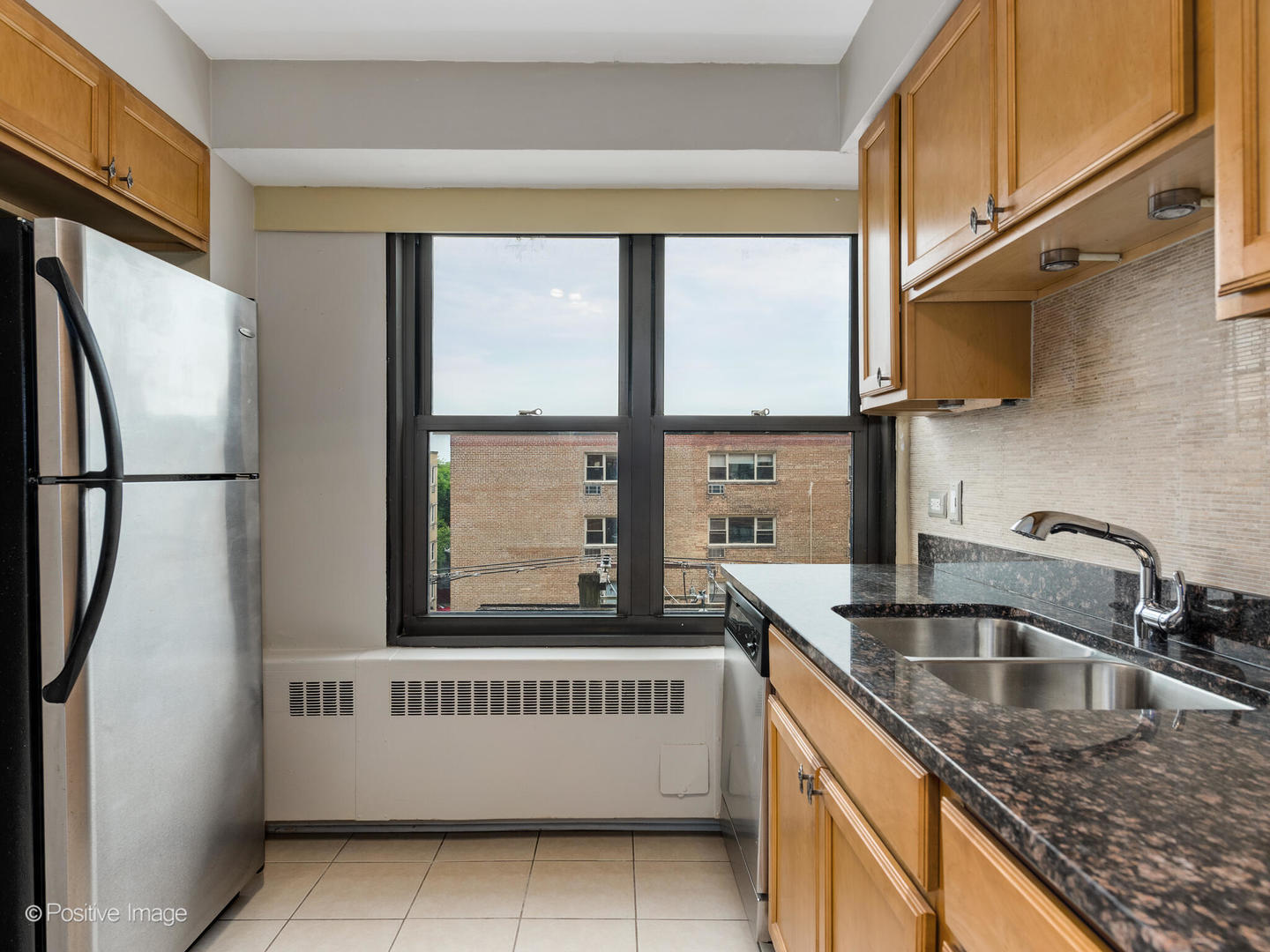 6118 N SHERIDAN Road Unit: 508