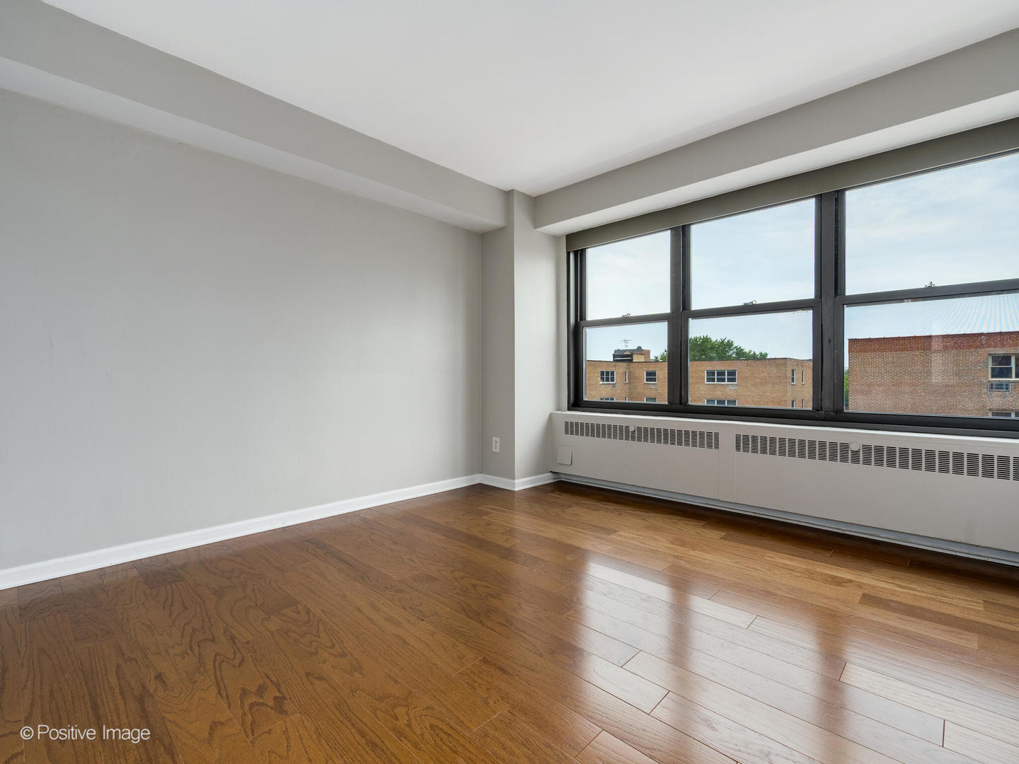 6118 N SHERIDAN Road Unit: 508