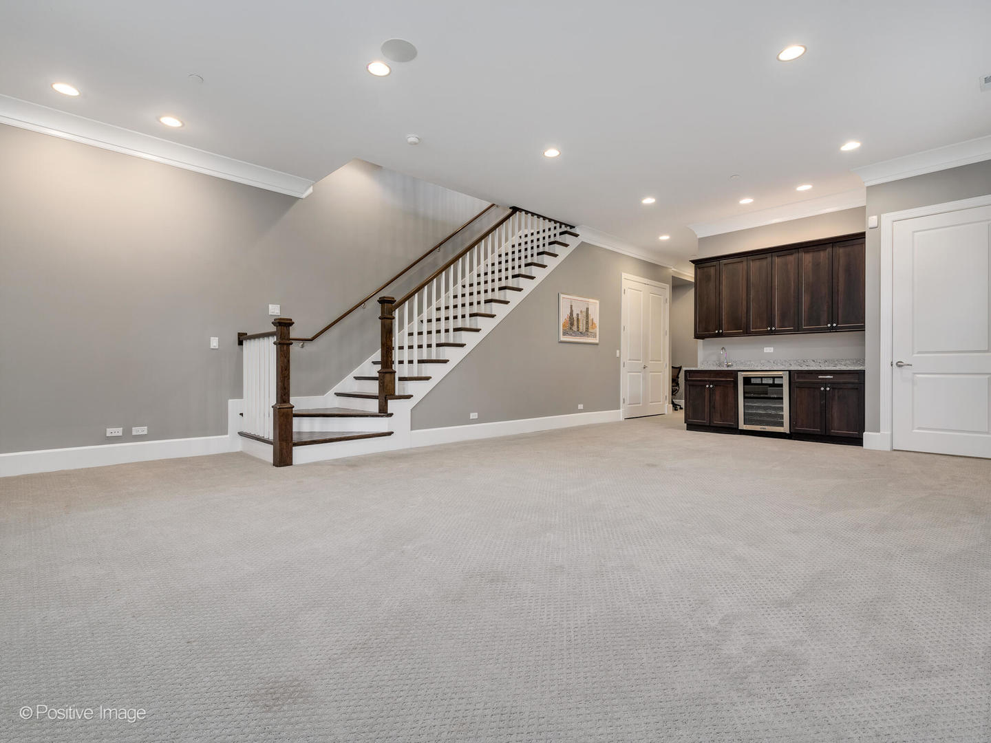 1100 W Fry Street