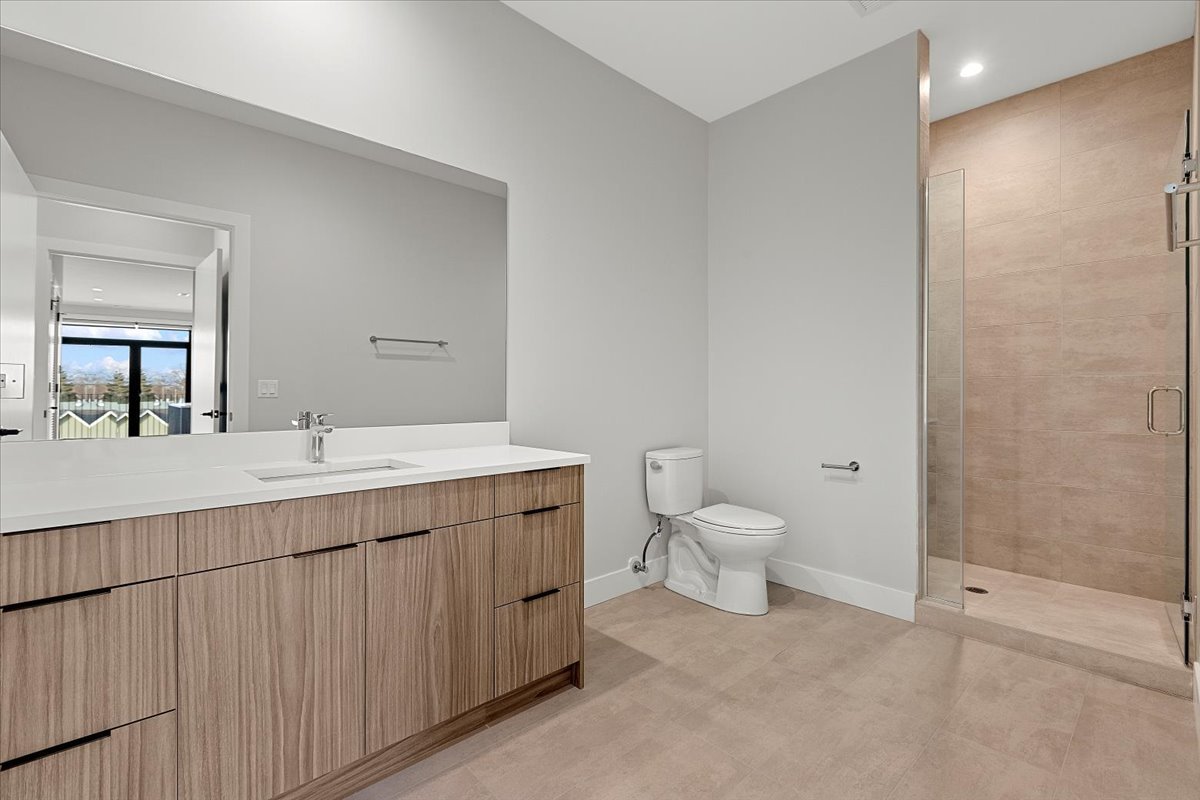 3953 W Dakin Street Unit: 304